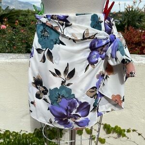 Current Air Floral Print Wrap Skirt / size XS